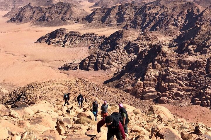 Lunch Break Spot - Jabal Um Ad Dami